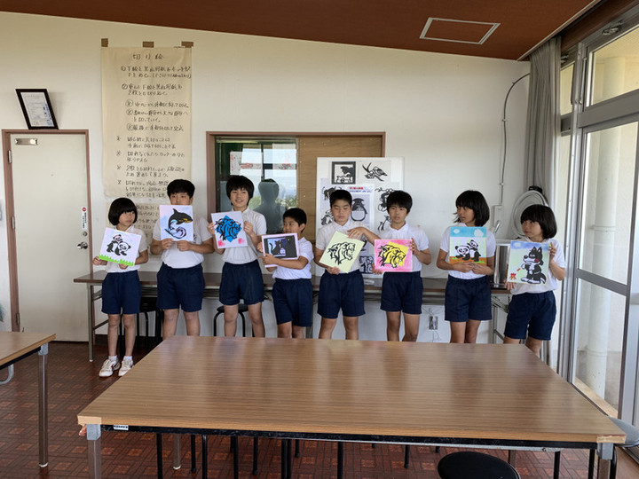 8ee8e586b633448b9abaa99caf7f0e21